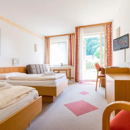 Stadthotel Ξενοδοχείο Raabs an der Thaya