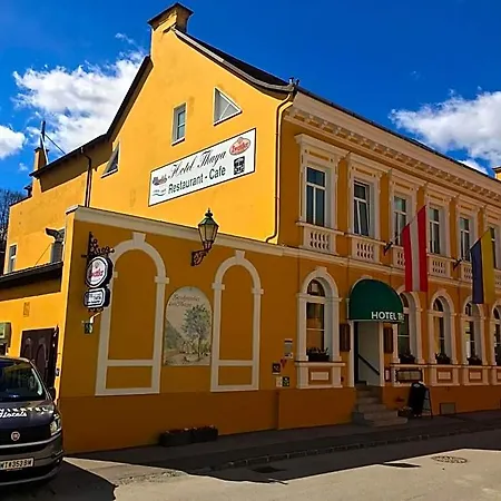 Stadthotel