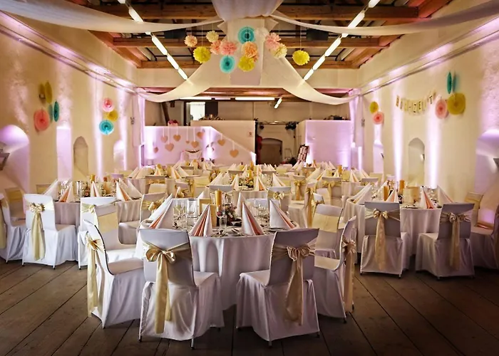 Stadthotel מלון 3*