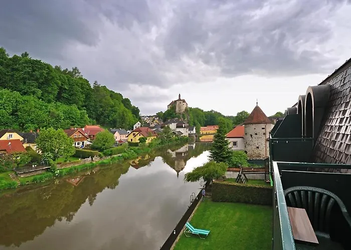 מלון Stadthotel 3*