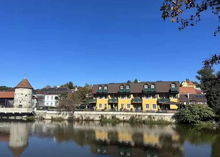 Stadthotel מלון 3*